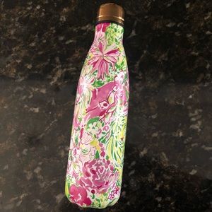 Lilly Pulitzer Swell Bottle